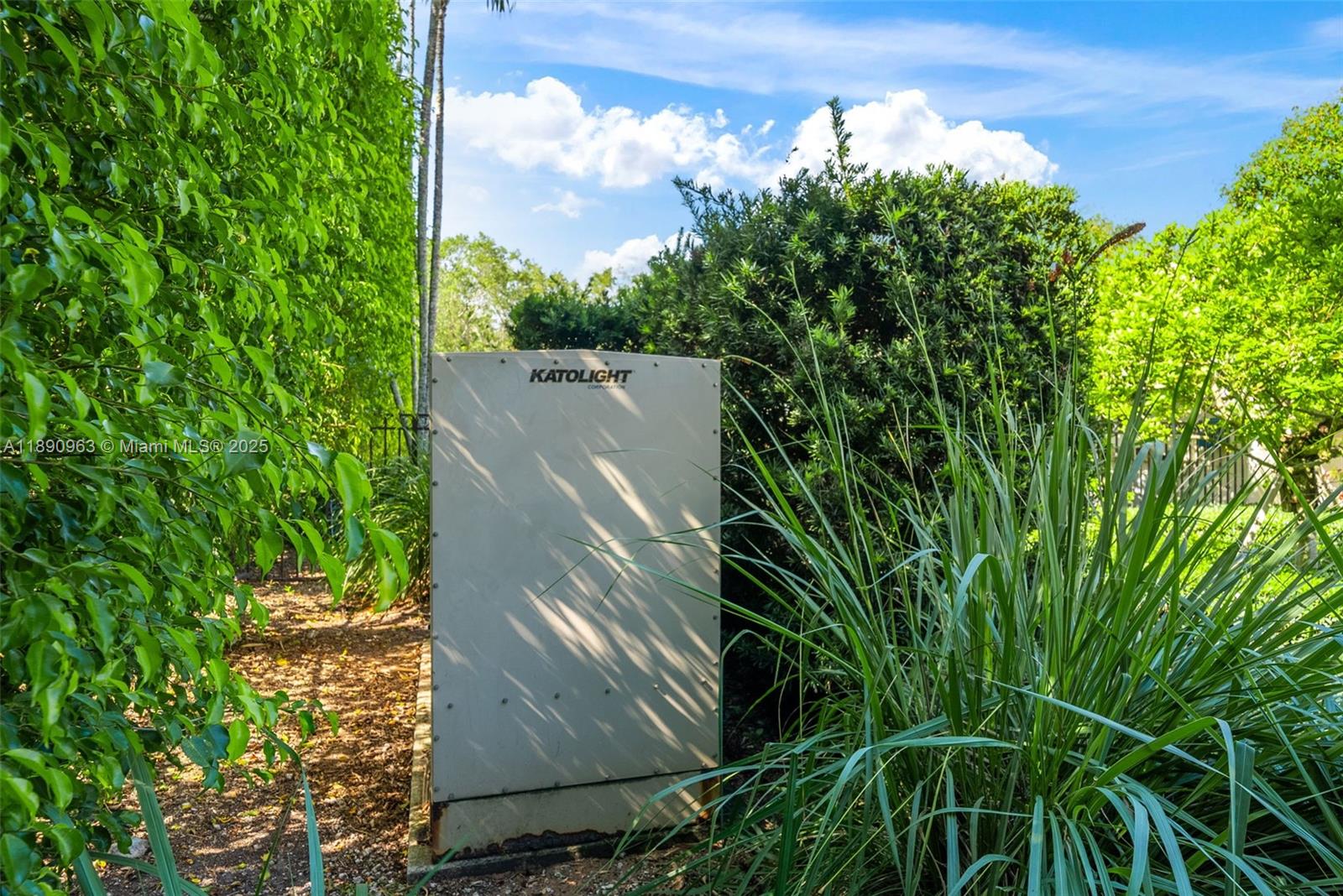 BAY RIDGE ESTS - Residential