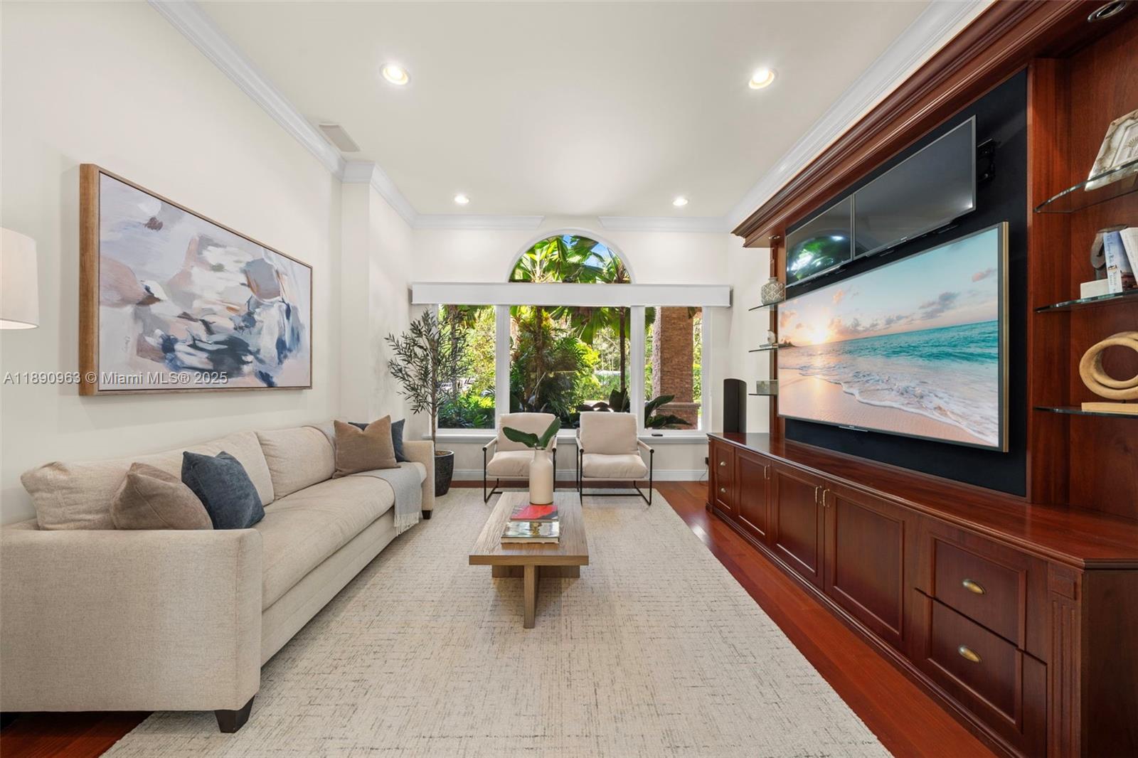 BAY RIDGE ESTS - Residential