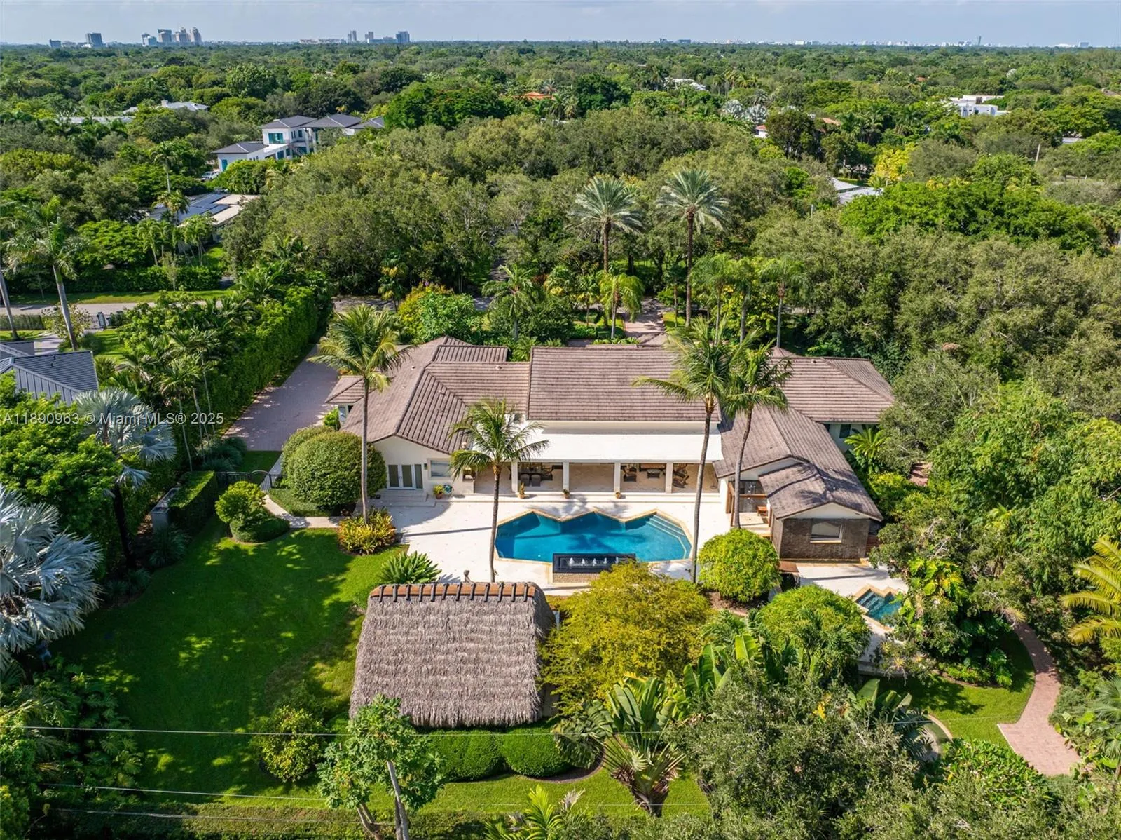 Pinecrest, Florida 33156, United States, 6 Bedrooms Bedrooms, ,7 BathroomsBathrooms,Residential,Active,223821