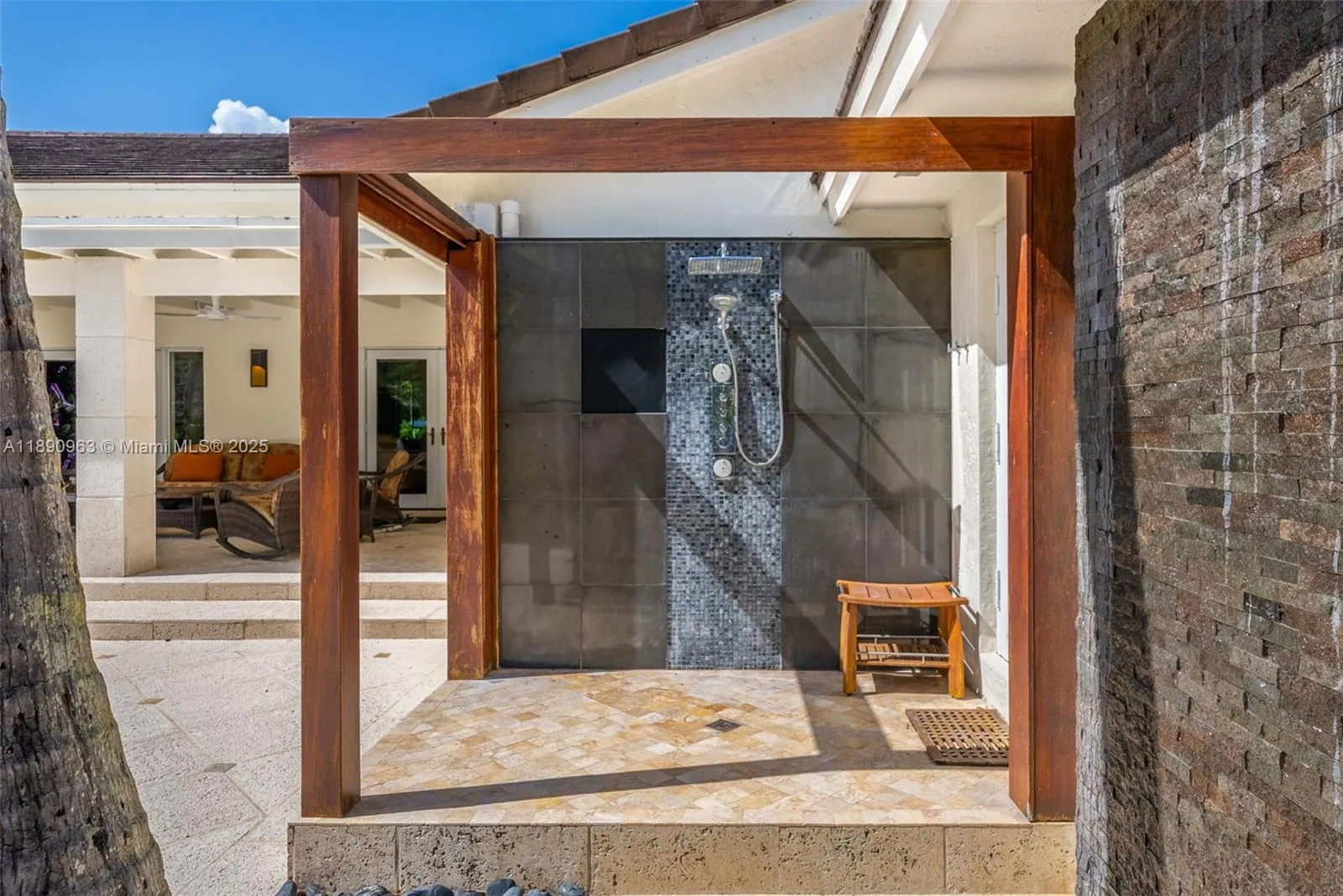 Pinecrest, Florida 33156, United States, 6 Bedrooms Bedrooms, ,7 BathroomsBathrooms,Residential,Active,223821