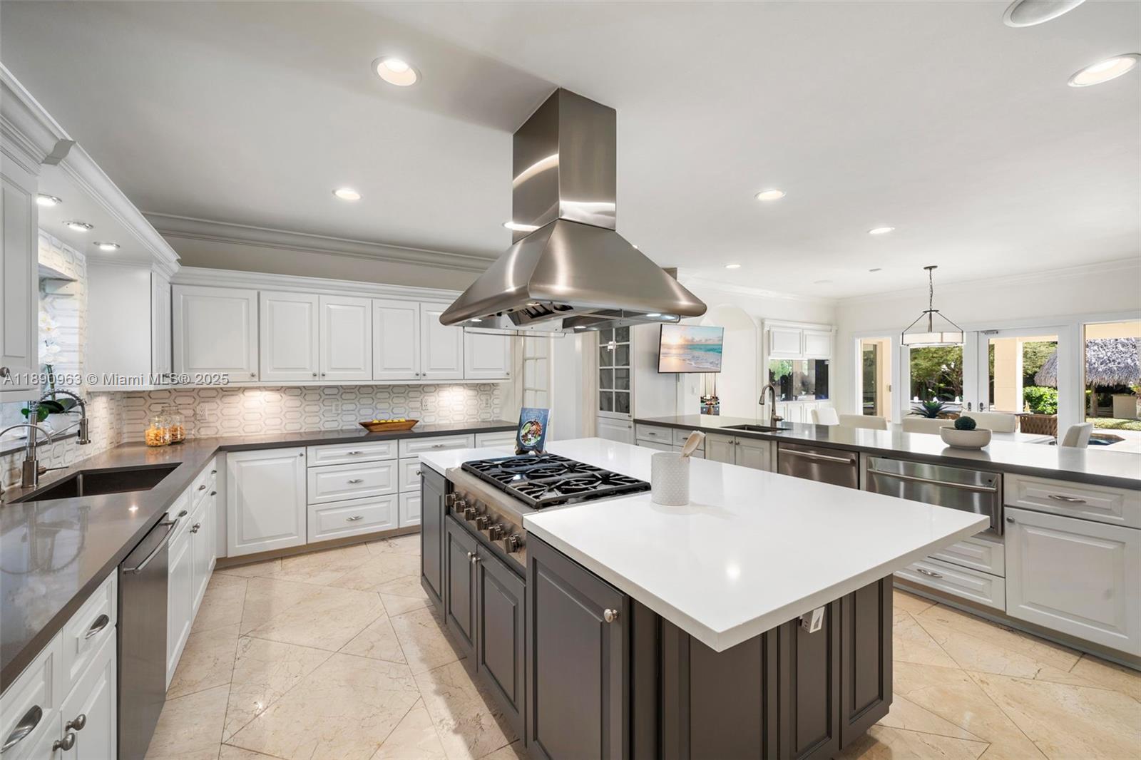 BAY RIDGE ESTS - Residential