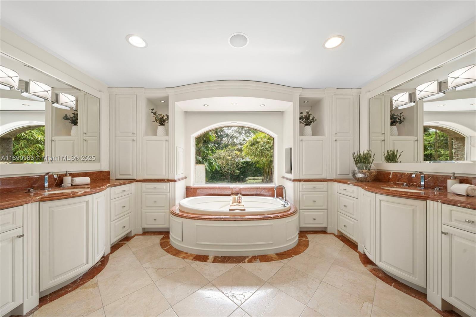 BAY RIDGE ESTS - Residential