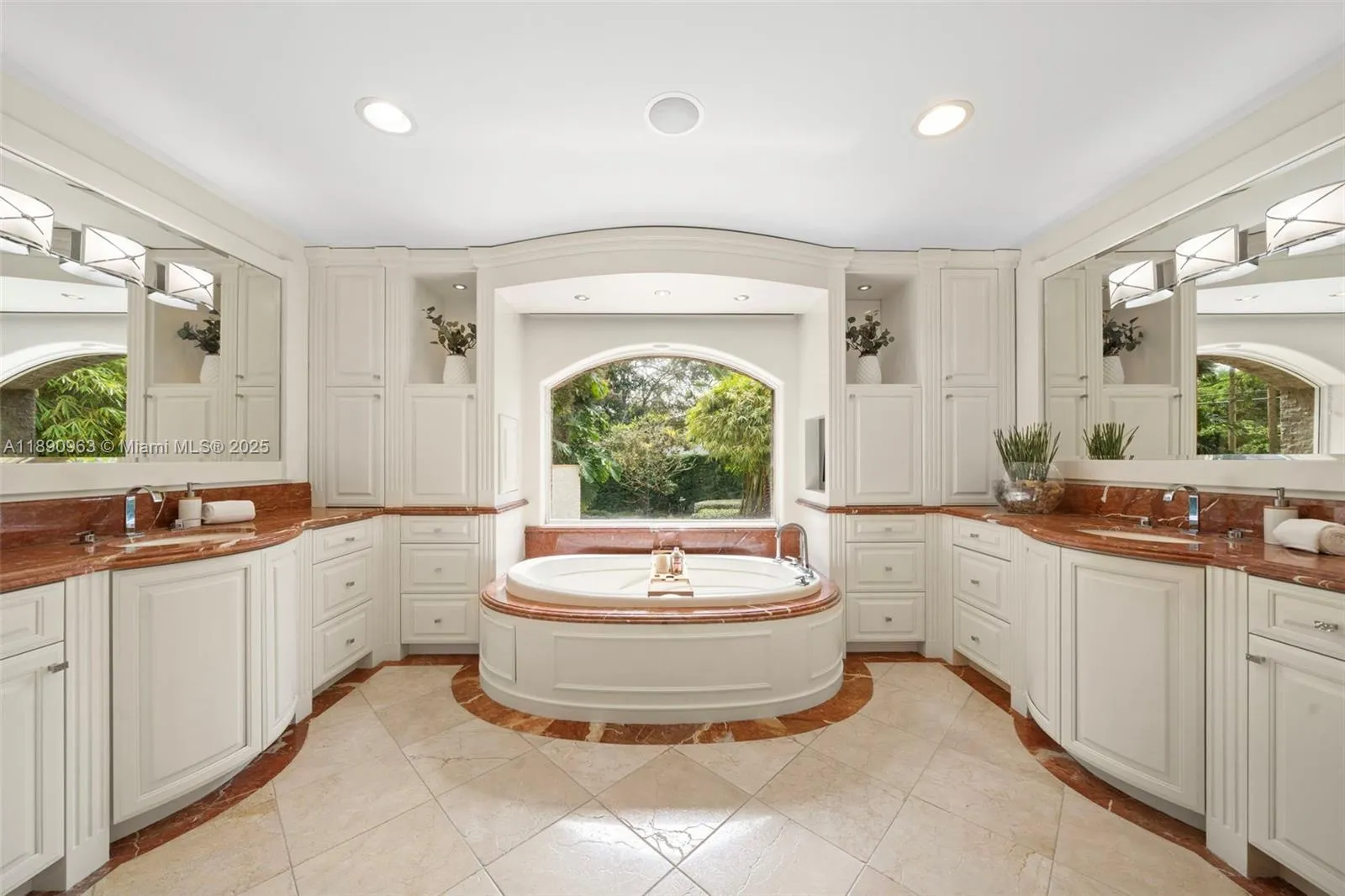 Pinecrest, Florida 33156, United States, 6 Bedrooms Bedrooms, ,7 BathroomsBathrooms,Residential,Active,223821