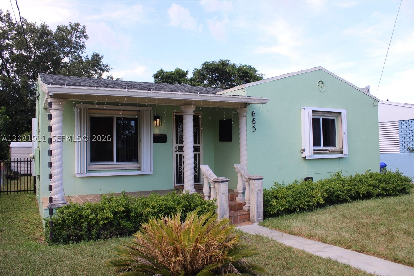 665 NW 50th St