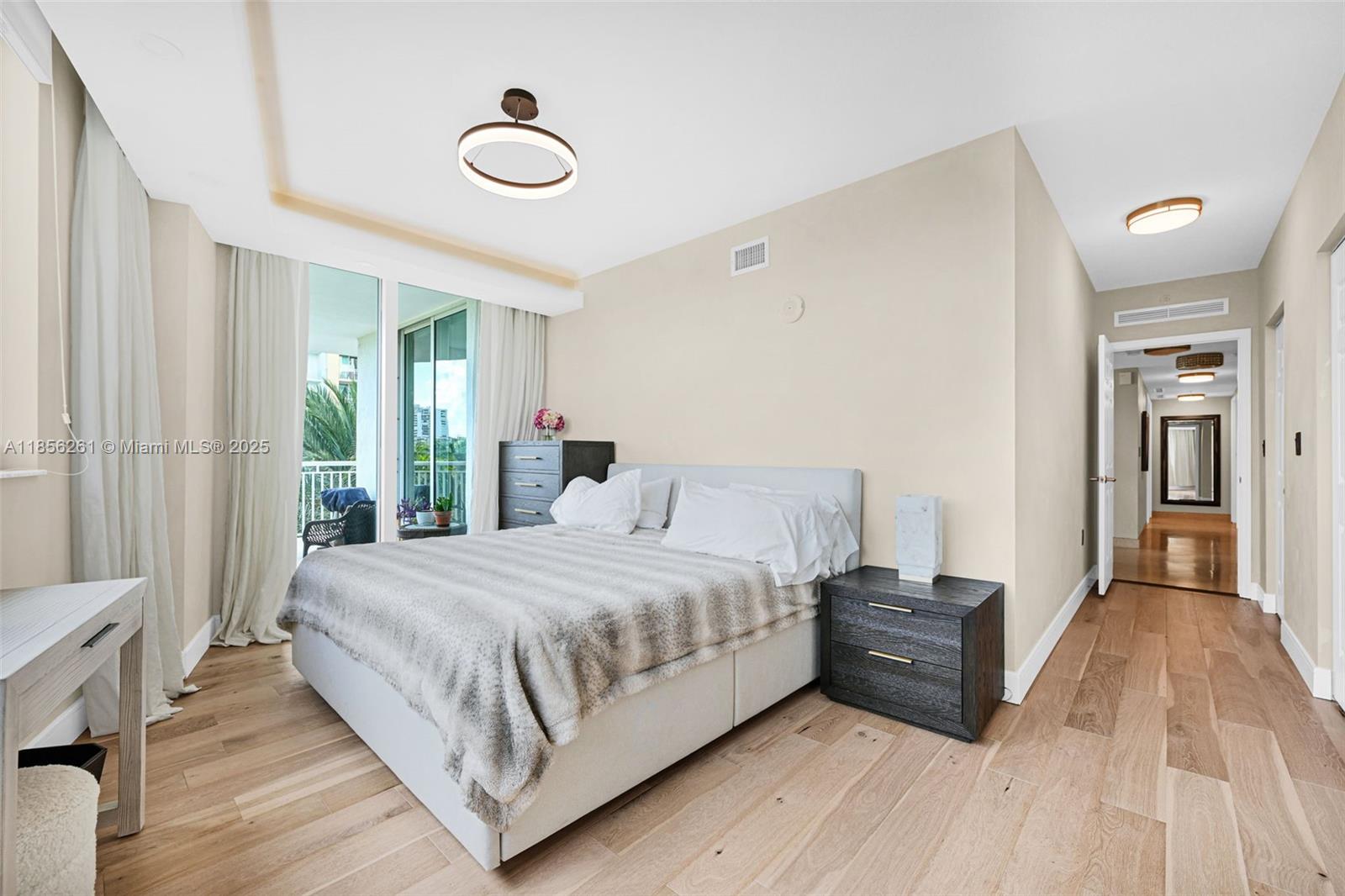 DUO CONDOMINIUM WEST - Residential