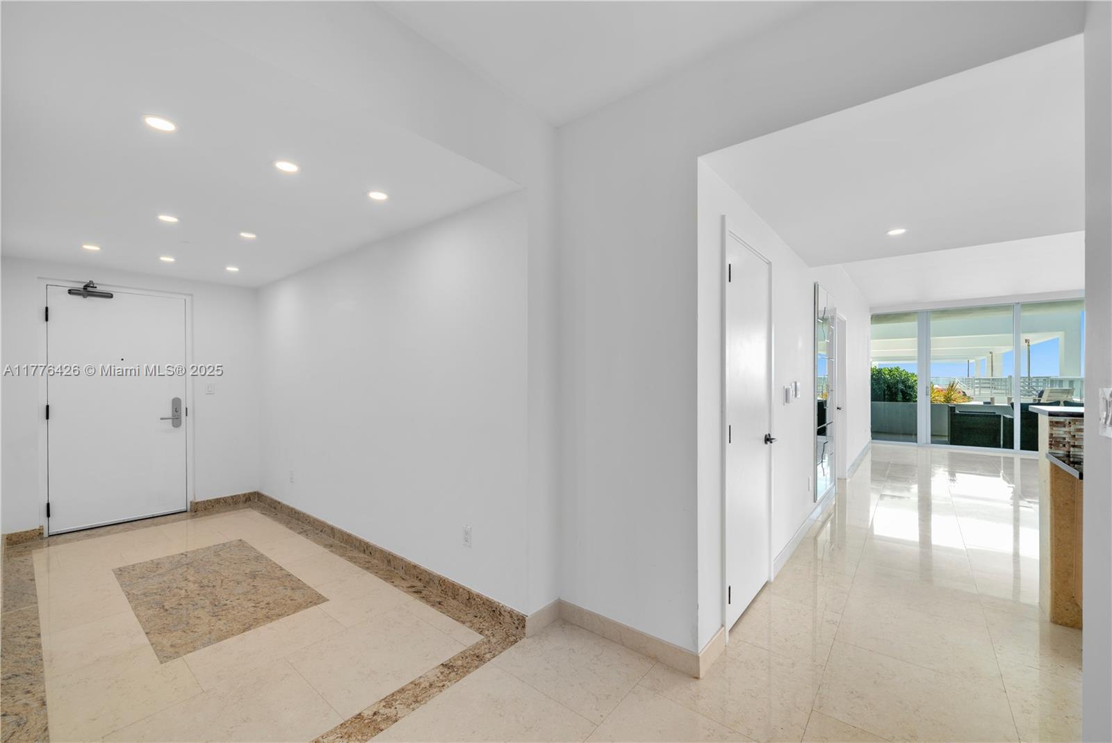 6799 Collins Ave 605