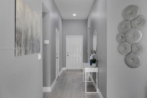 Tiny photo for 5861 S Sable Cir, Margate, FL 33063 (MLS # A12005830)