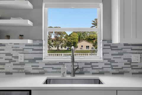 Tiny photo for 5861 S Sable Cir, Margate, FL 33063 (MLS # A12005830)