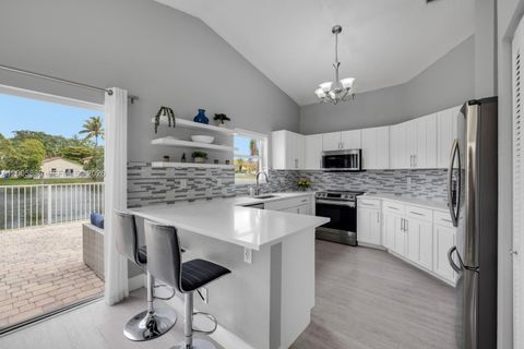 Tiny photo for 5861 S Sable Cir, Margate, FL 33063 (MLS # A12005830)