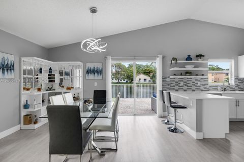 Tiny photo for 5861 S Sable Cir, Margate, FL 33063 (MLS # A12005830)