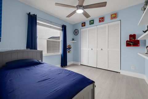 Tiny photo for 5861 S Sable Cir, Margate, FL 33063 (MLS # A12005830)