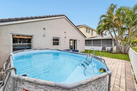 Tiny photo for 5861 S Sable Cir, Margate, FL 33063 (MLS # A12005830)