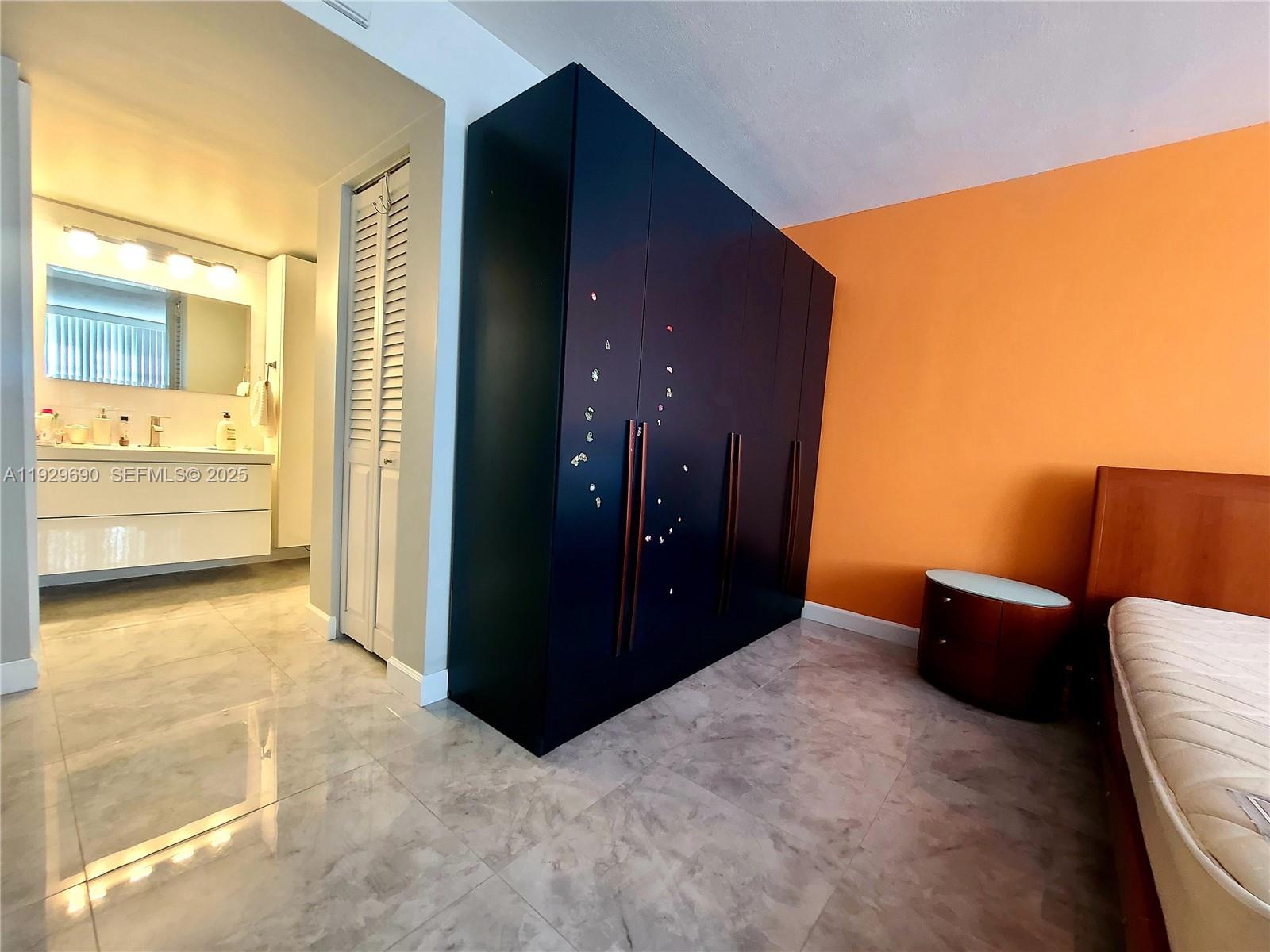 REEF WEST CONDO - Residential