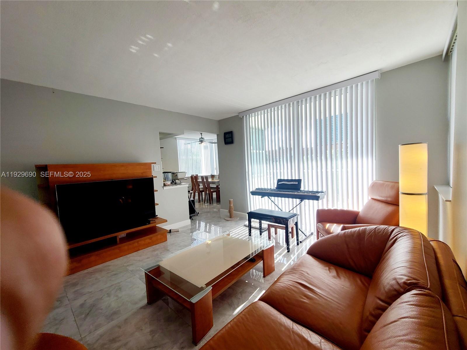 REEF WEST CONDO - Residential