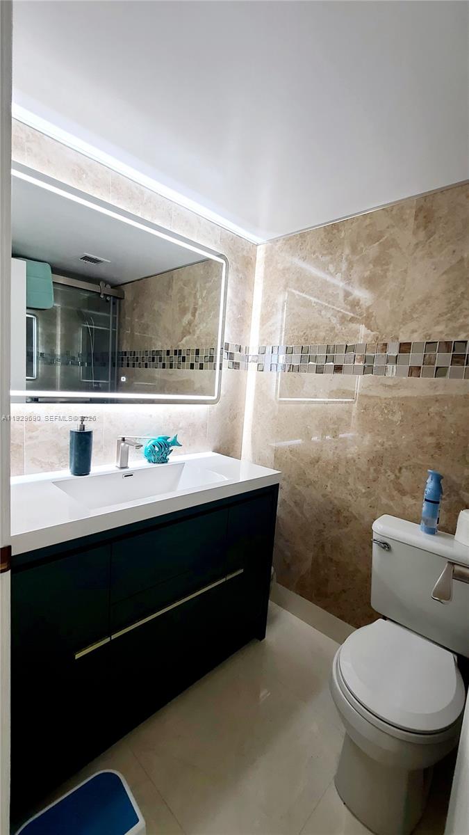 REEF WEST CONDO - Residential