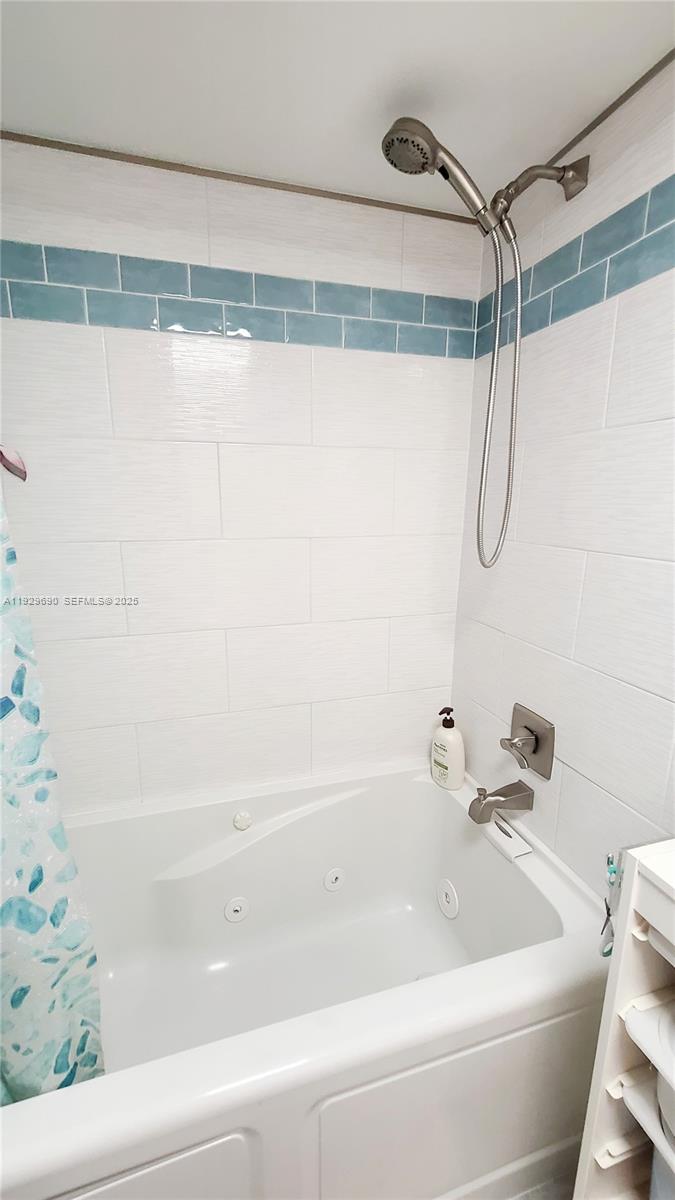 REEF WEST CONDO - Residential