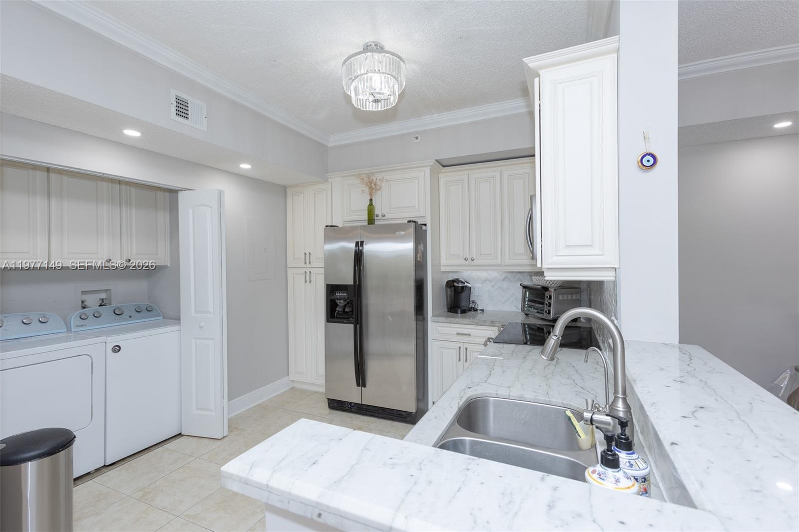 COURTYARDS AT DAVIE CONDO - Residential