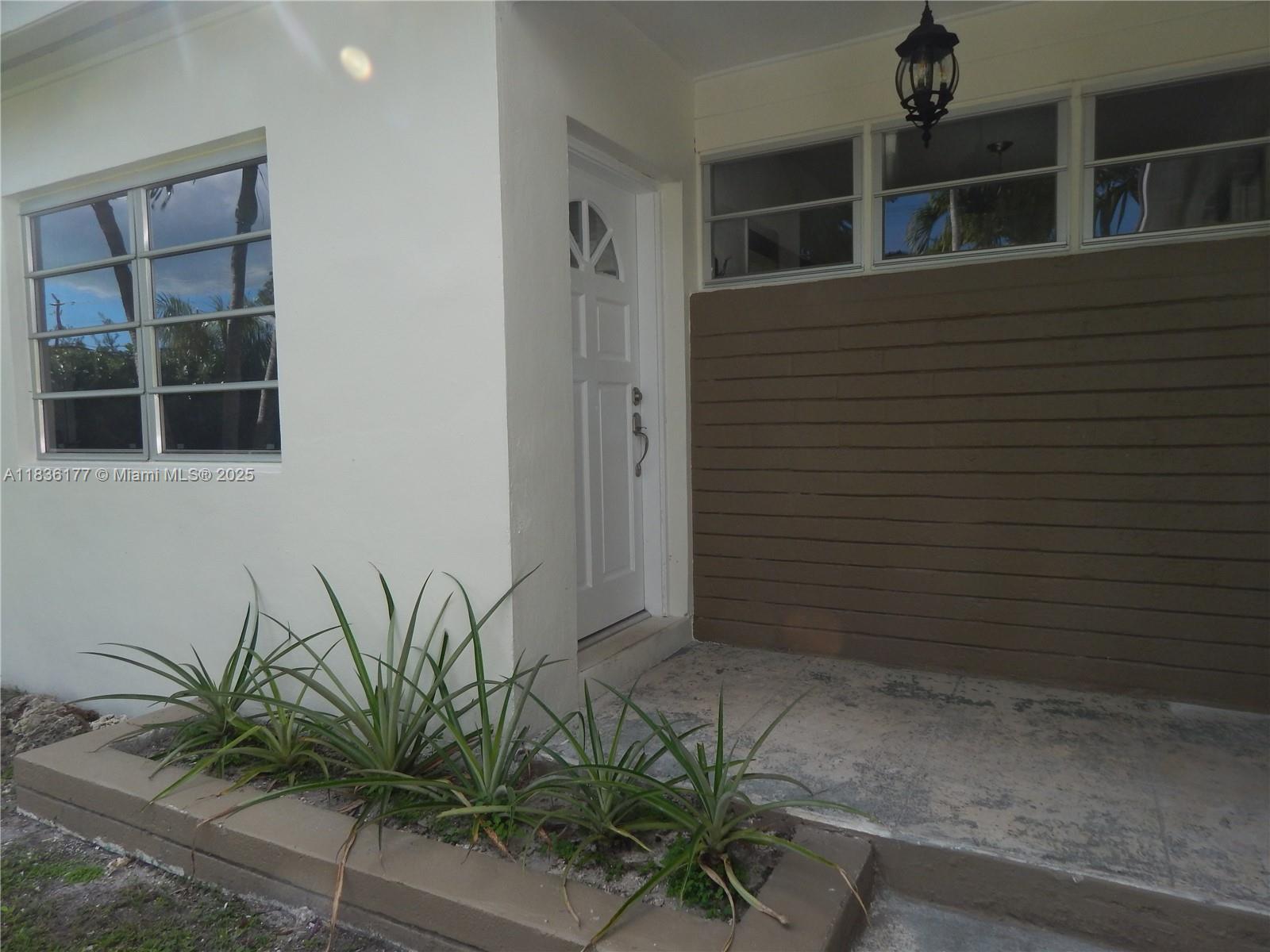 7800 SW 69th ave