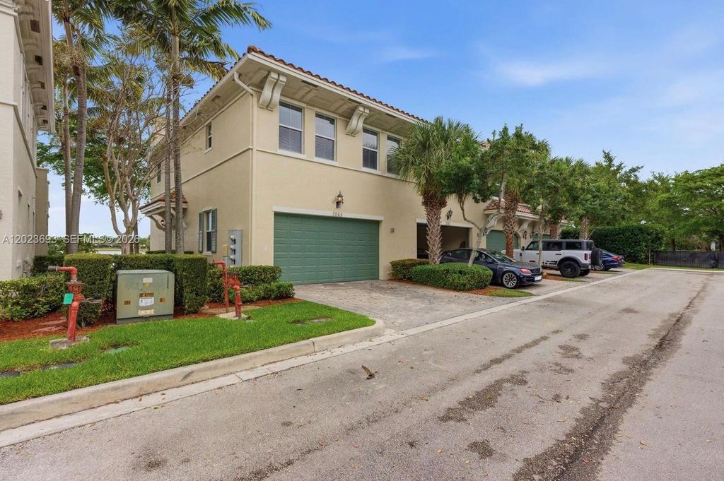 Photo of 3065 Tortola Way, Cooper City, FL 33024 (MLS # A12023693)