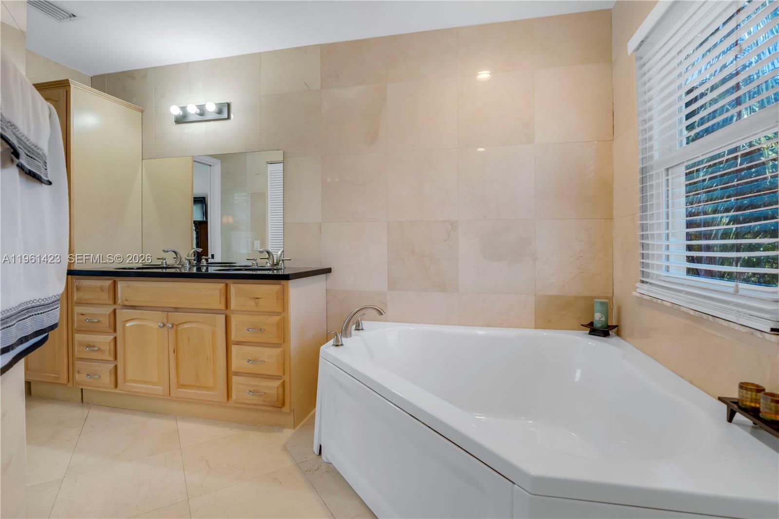 BOCA CHASE TR 9 B - Residential