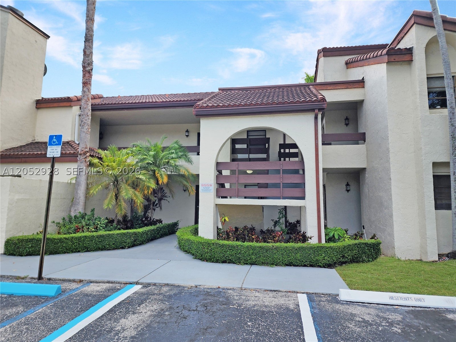 9070 SW 125th Ave