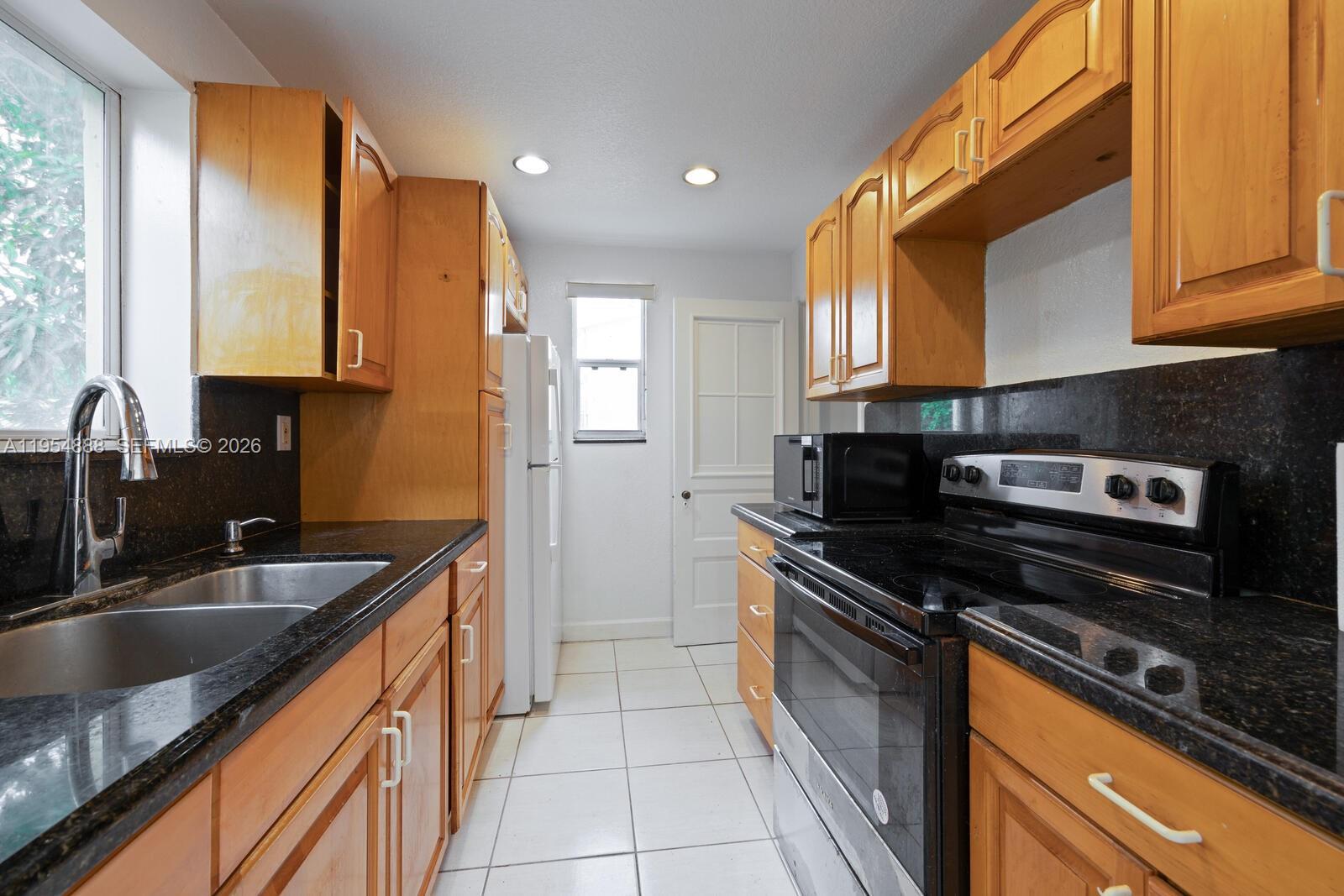 EL DORADO HEIGHTS - Residential