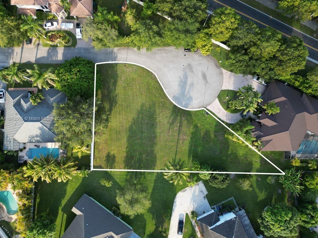 18460 SW 77 CT