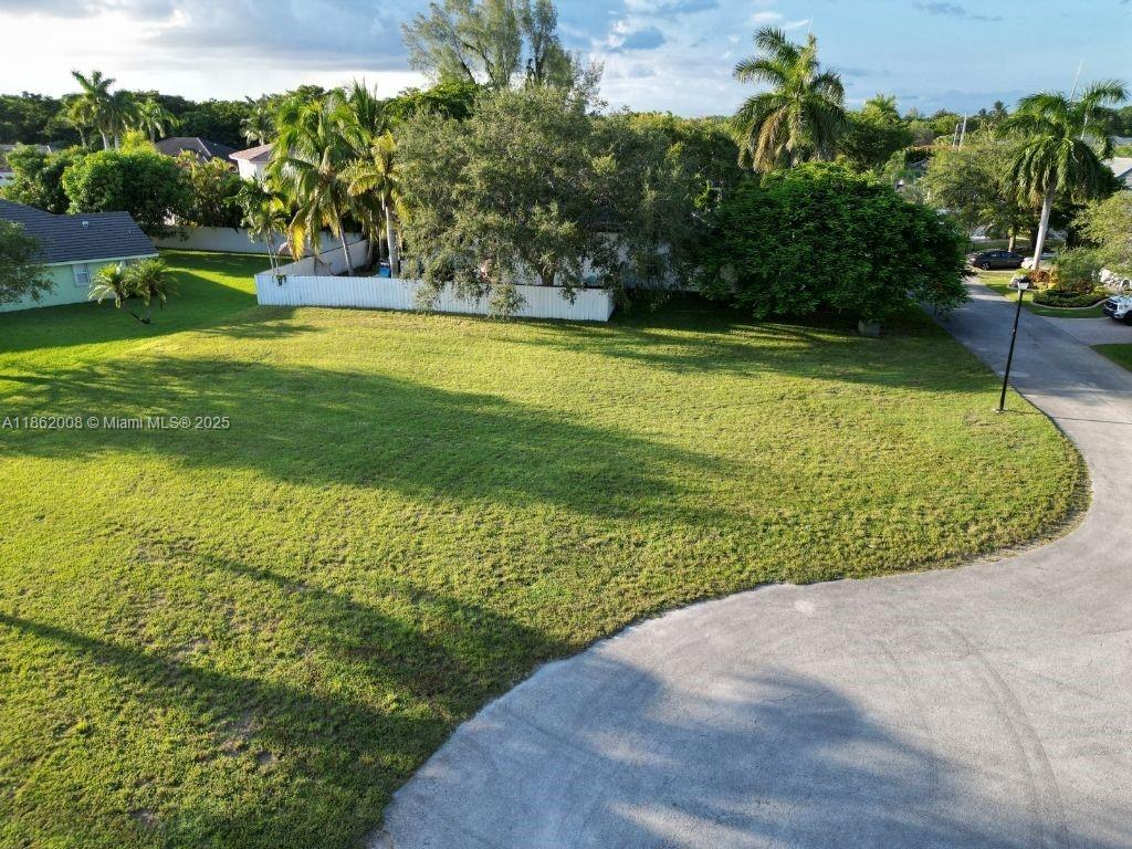 18460 SW 77 CT