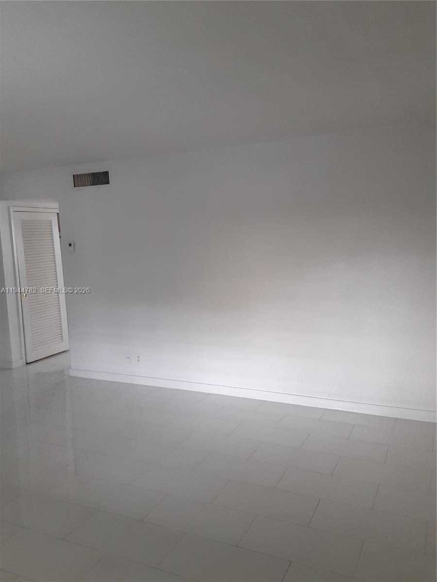 BARCLAY ARMS CONDO - Residential