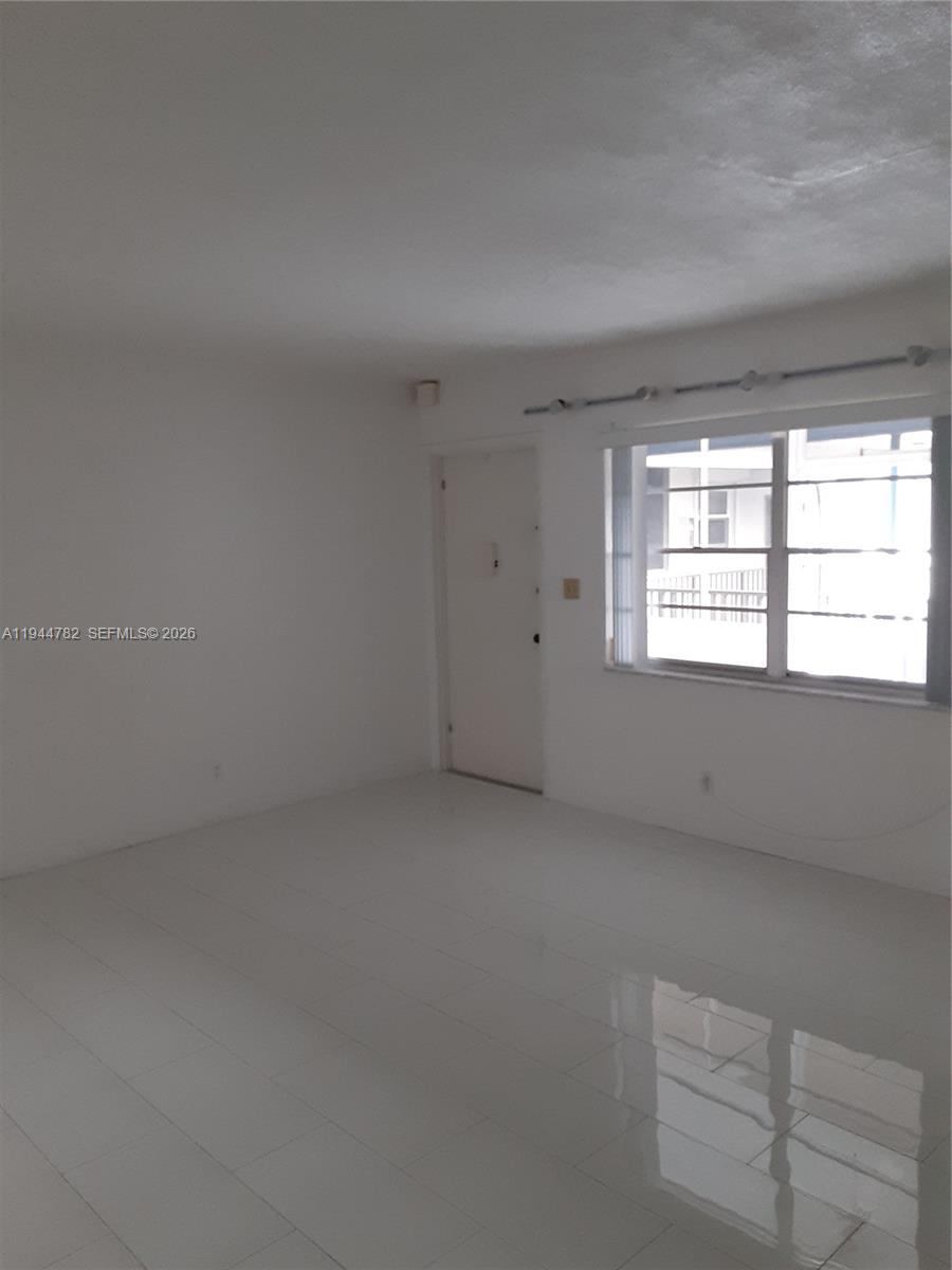 BARCLAY ARMS CONDO - Residential