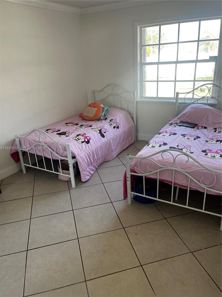 GREENWOOD VILLAS - Residential