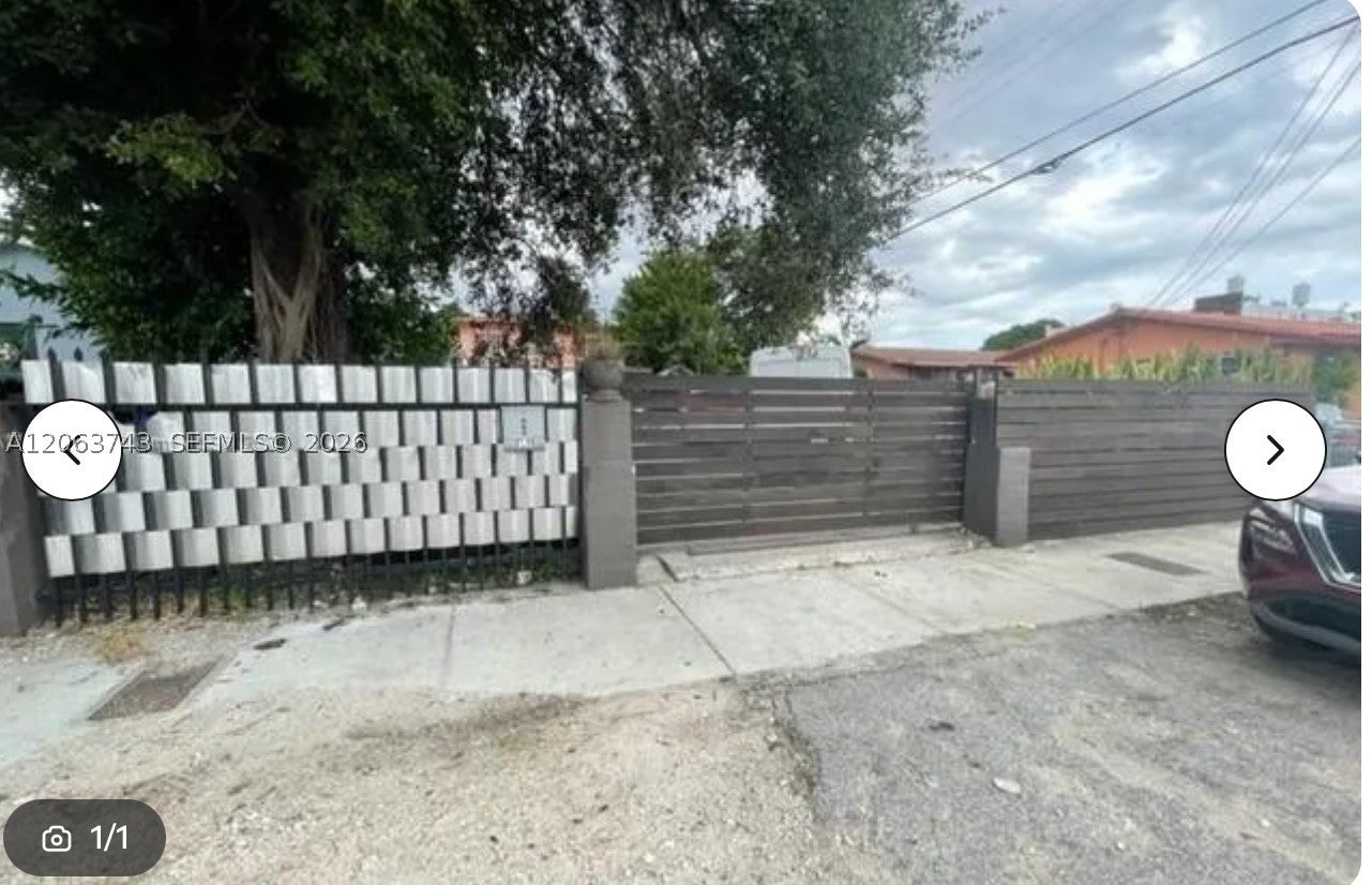 2215 NW 33rd St