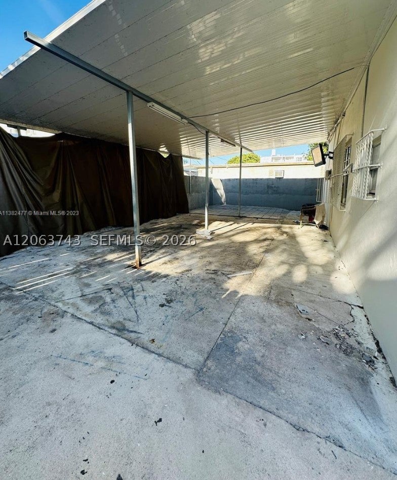 2215 NW 33rd St