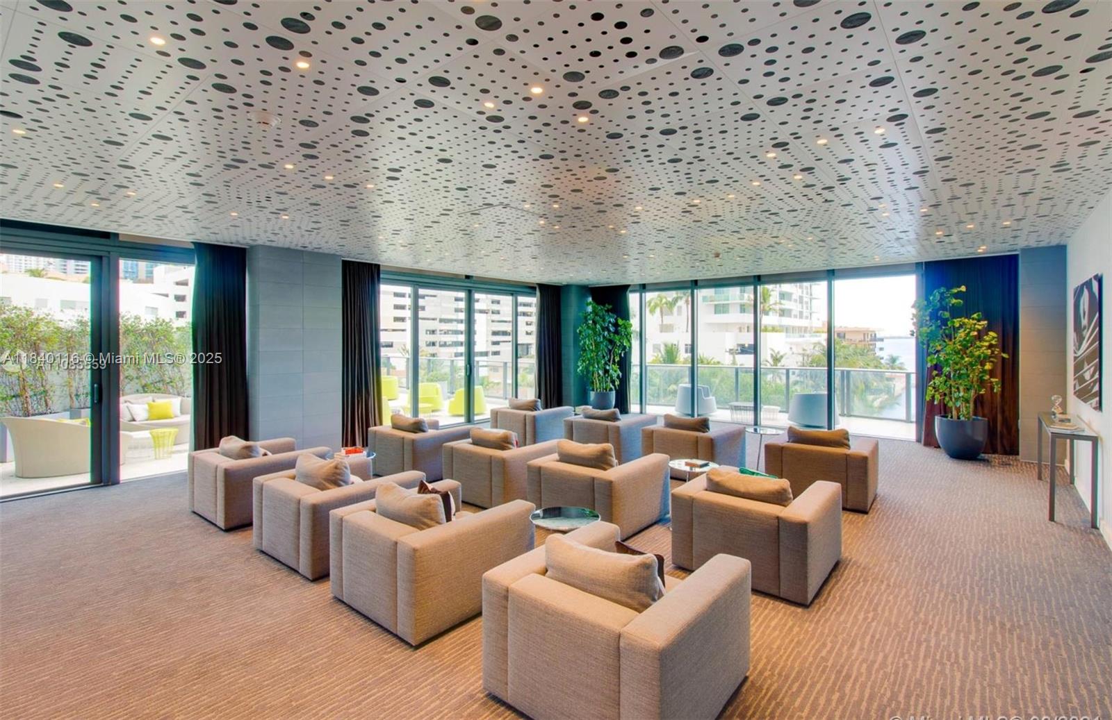 ICON BAY CONDO - Residential Lease