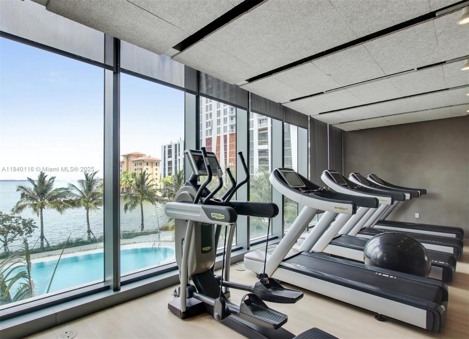 ICON BAY CONDO - Residential Lease