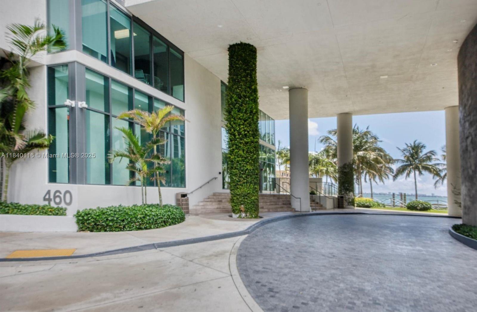 ICON BAY CONDO - Residential Lease