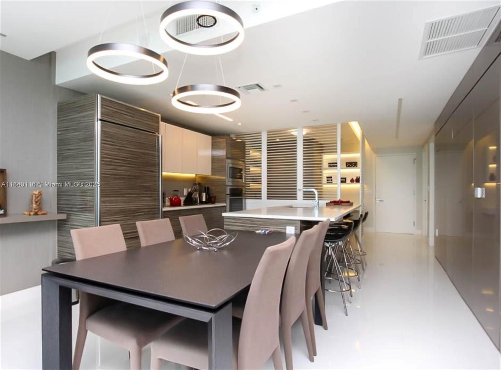 ICON BAY CONDO - Residential Lease