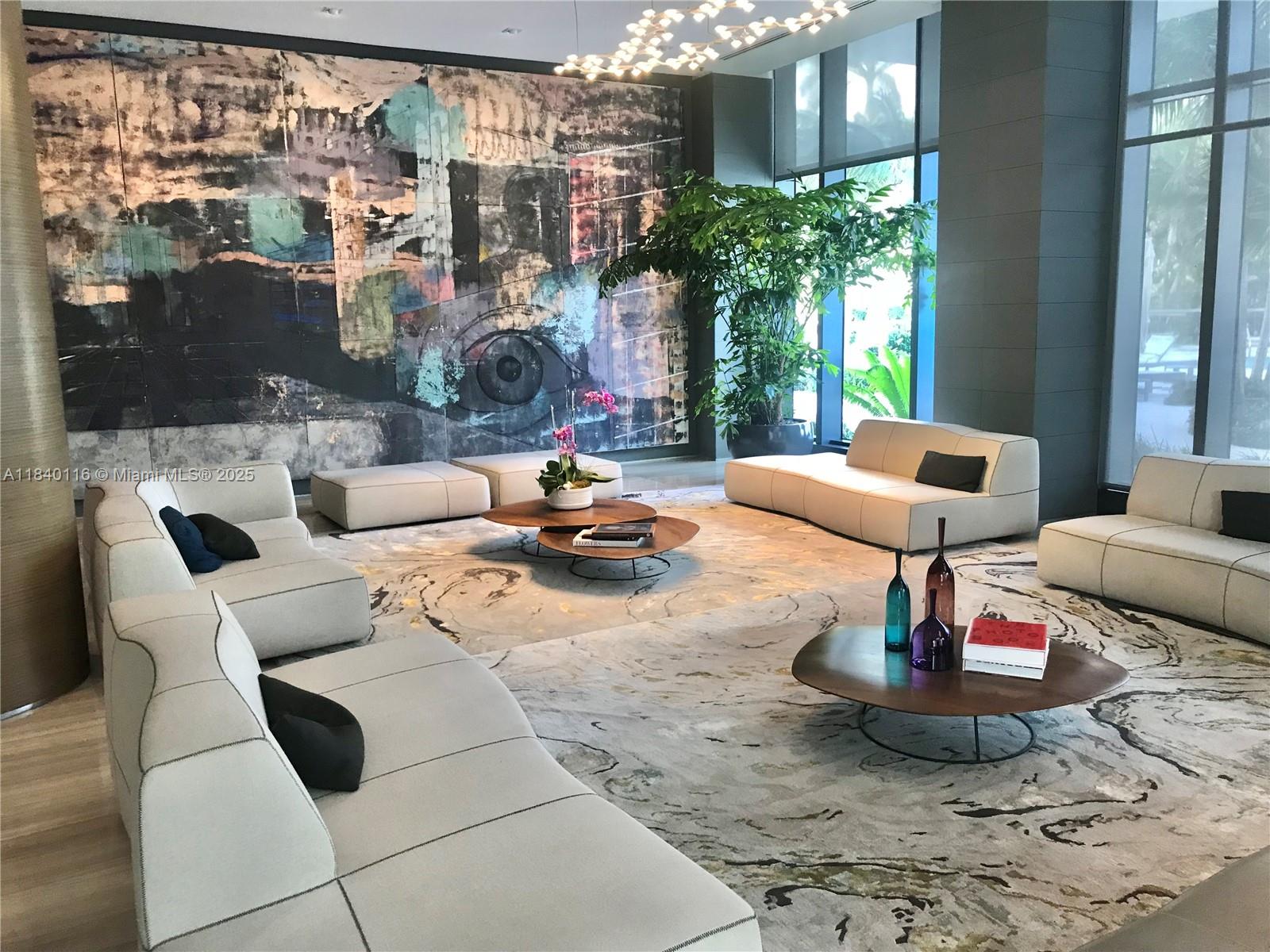 ICON BAY CONDO - Residential Lease