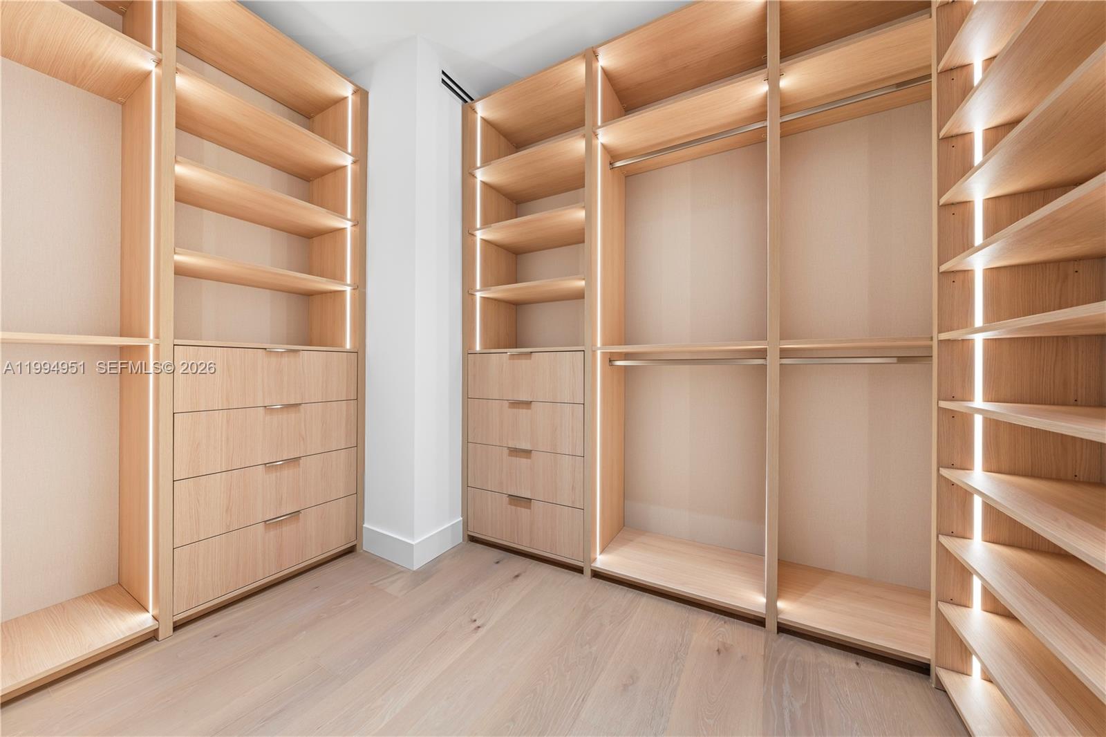 ALLENDALE SUB DB 943-562 - Residential