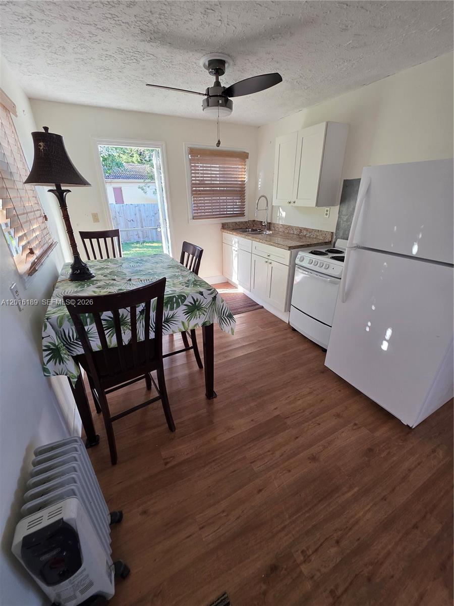 DIXIE PARK - Residential Lease