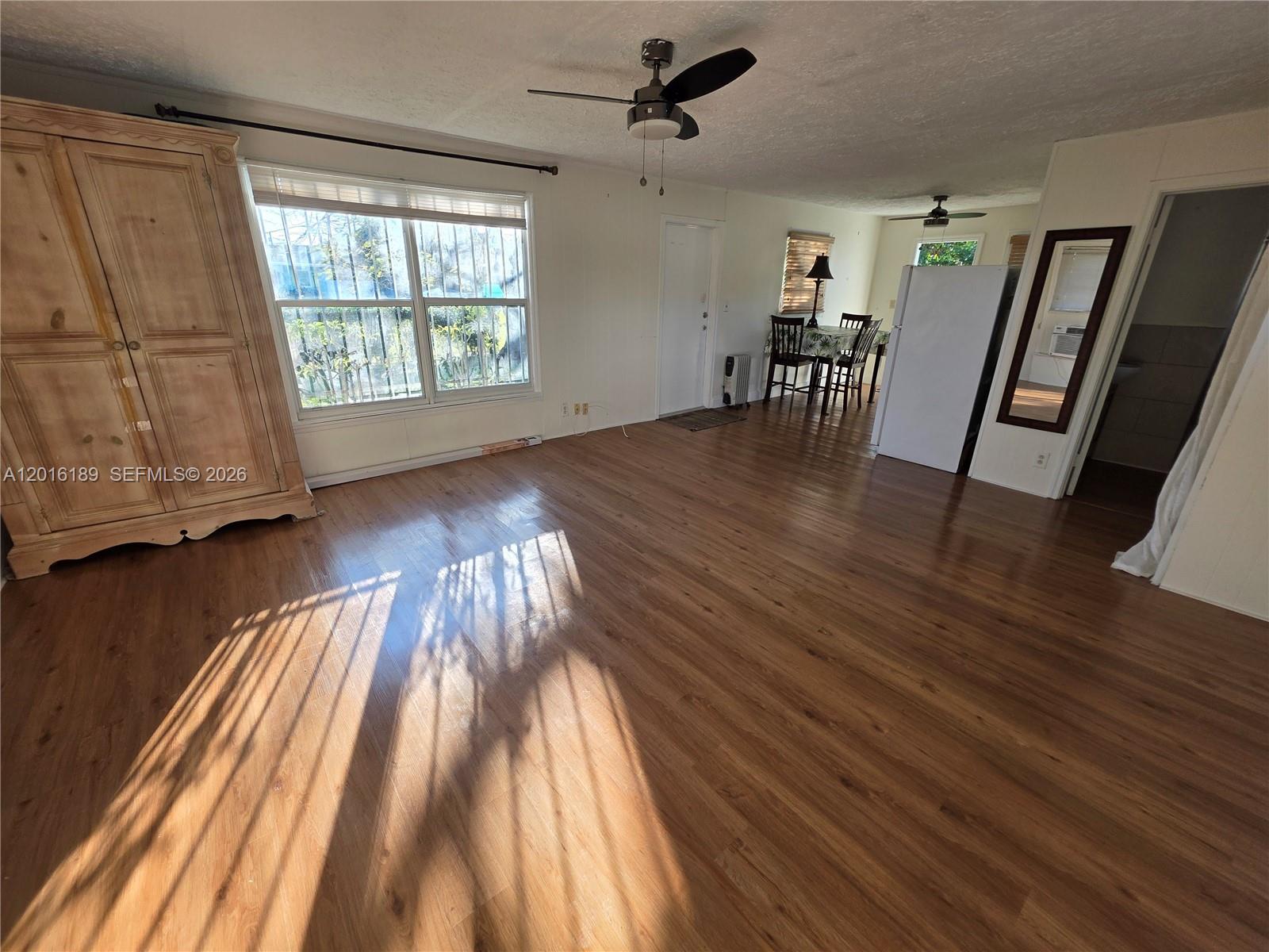 DIXIE PARK - Residential Lease