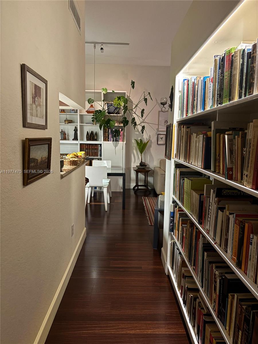 HAVANA LOFTS CONDO - Residential