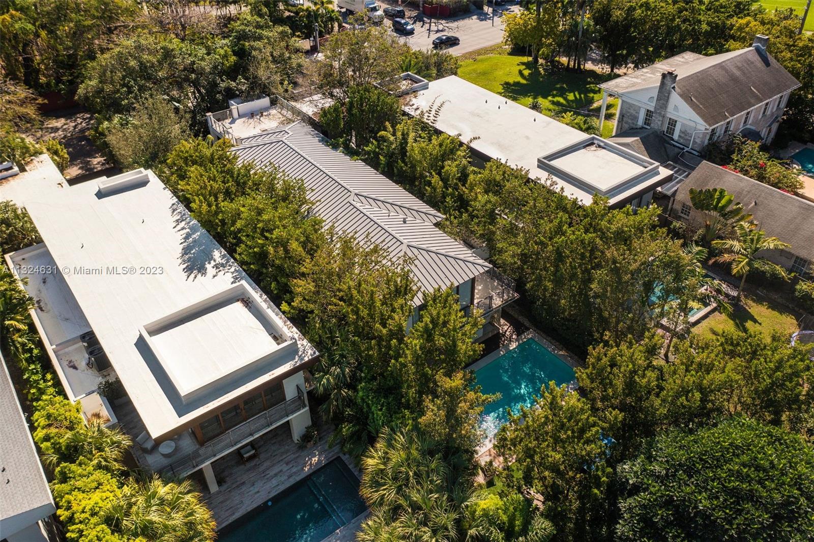 BRICKELL FLAGLER - Residential