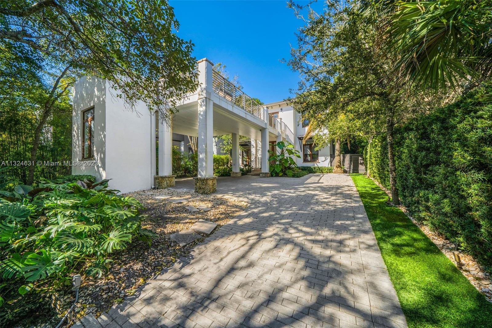 BRICKELL FLAGLER - Residential