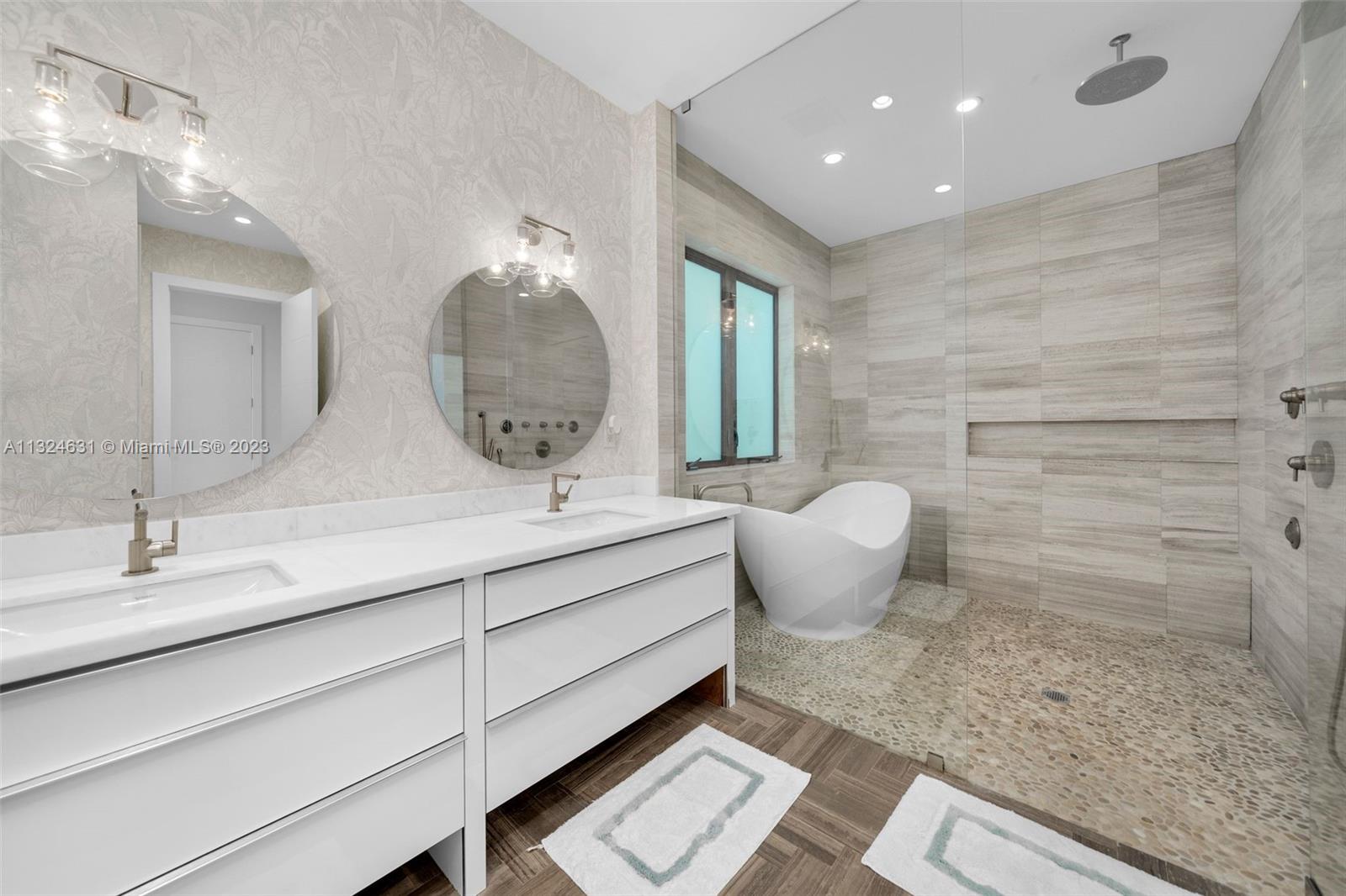 BRICKELL FLAGLER - Residential