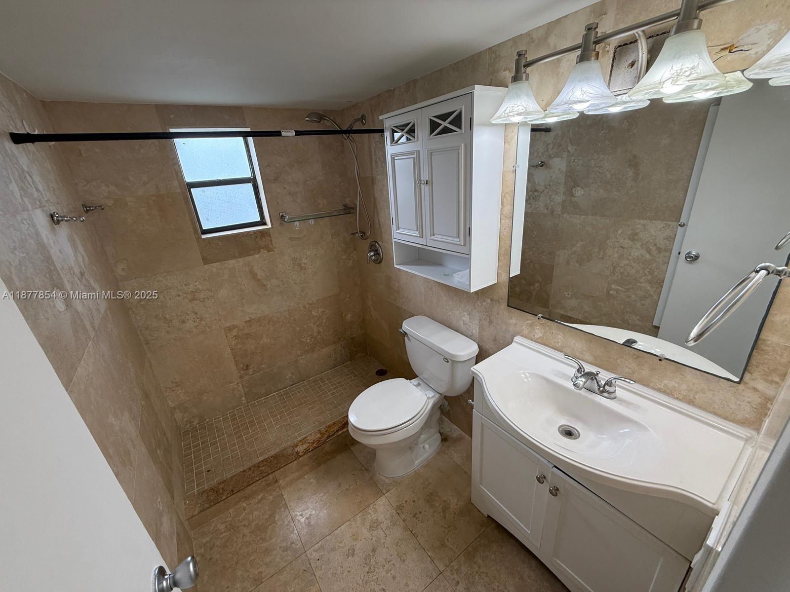 GREAT APARTMENT FOR RENT 1 BED 1 BATH , EXCELLENT LOCATION ! SCHEDULE A SHOWING AND RENT IT TODAY! 2 MONTH TO MOVE IN !!
