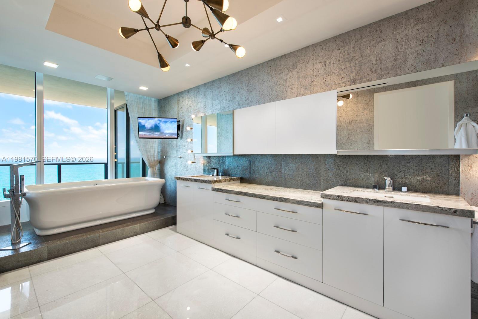 BAL HARBOUR NORTH SOUTH C - Residential