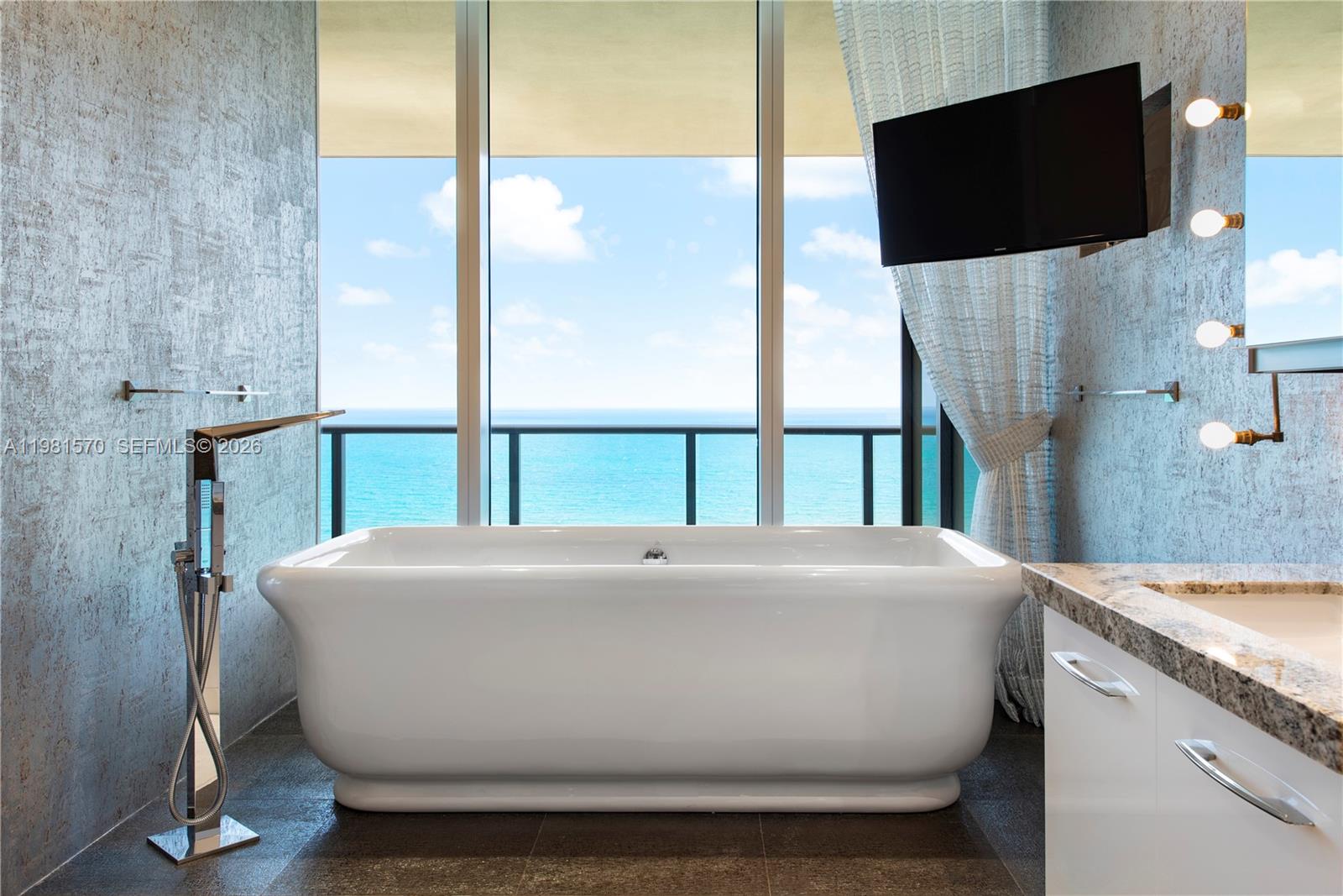 BAL HARBOUR NORTH SOUTH C - Residential