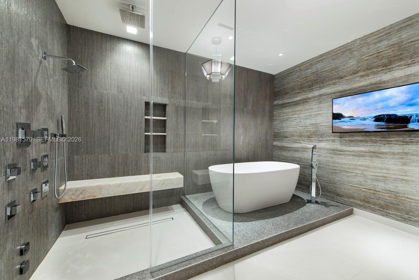 BAL HARBOUR NORTH SOUTH C - Residential