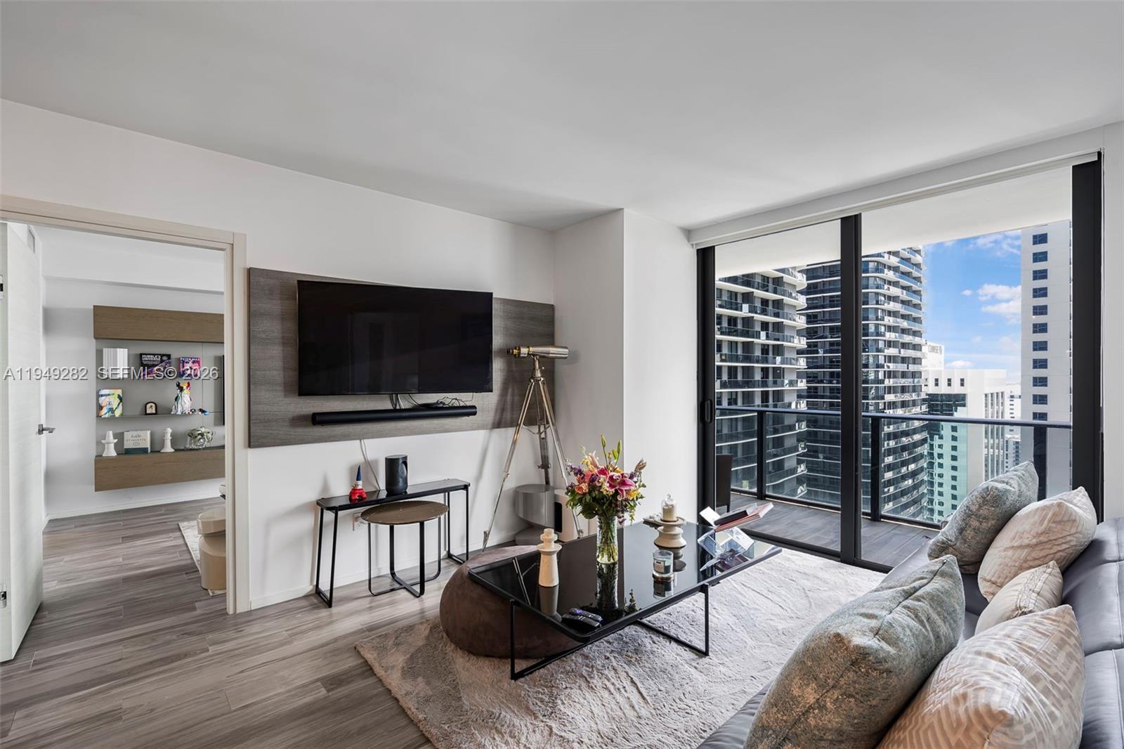 801 SMA RESIDENCES CONDO - Residential